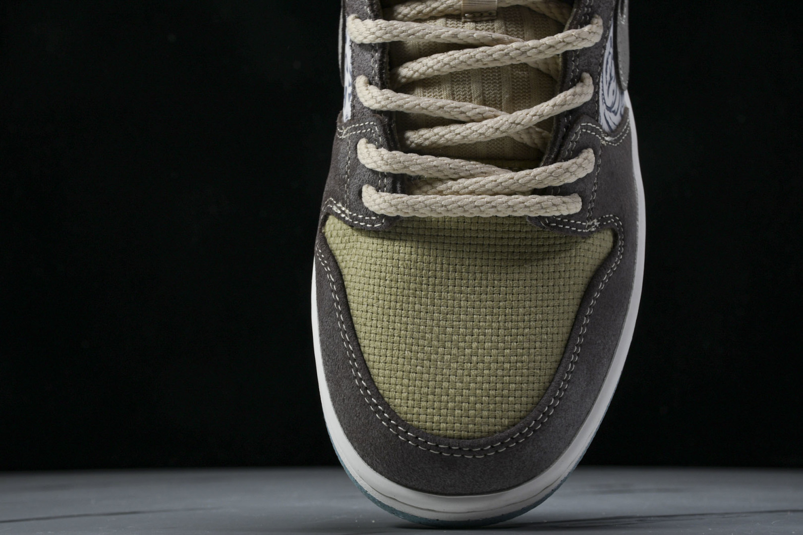 Dunk棕灰 尺码36-47.5

纯原出品-SB Dunk Low“Big Money Savings