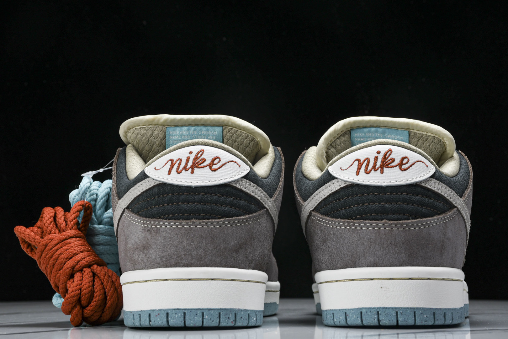 Dunk棕灰 尺码36-47.5

纯原出品-SB Dunk Low“Big Money Savings