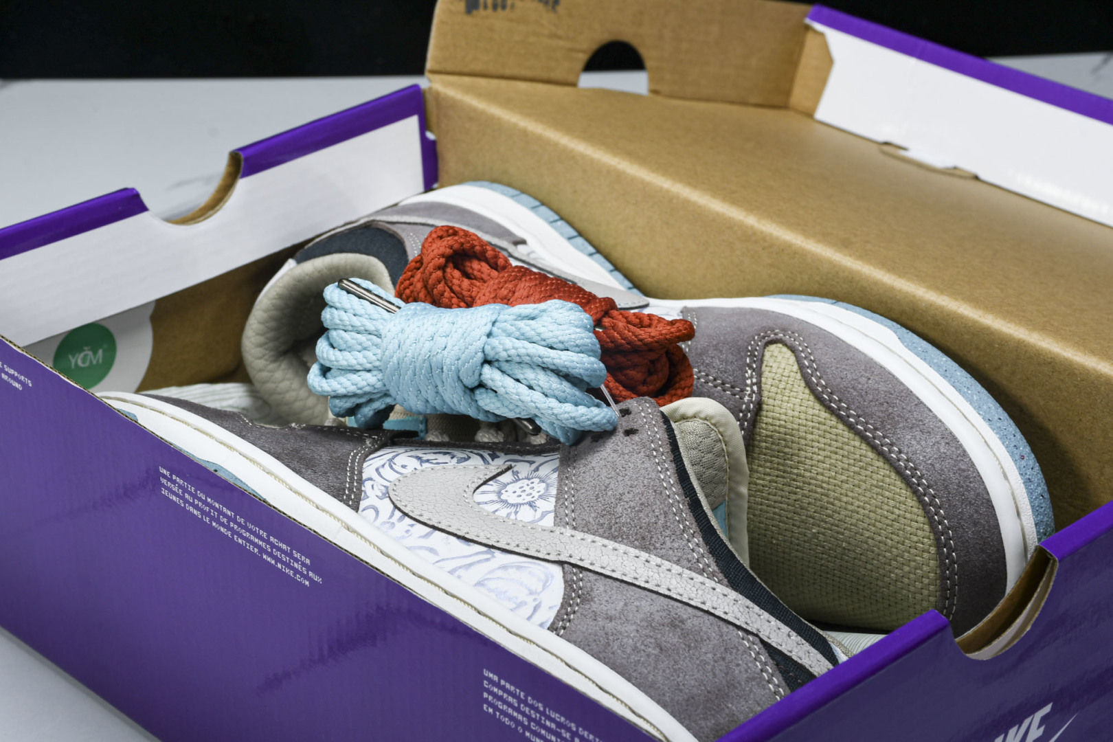 Dunk棕灰 尺码36-47.5

纯原出品-SB Dunk Low“Big Money Savings