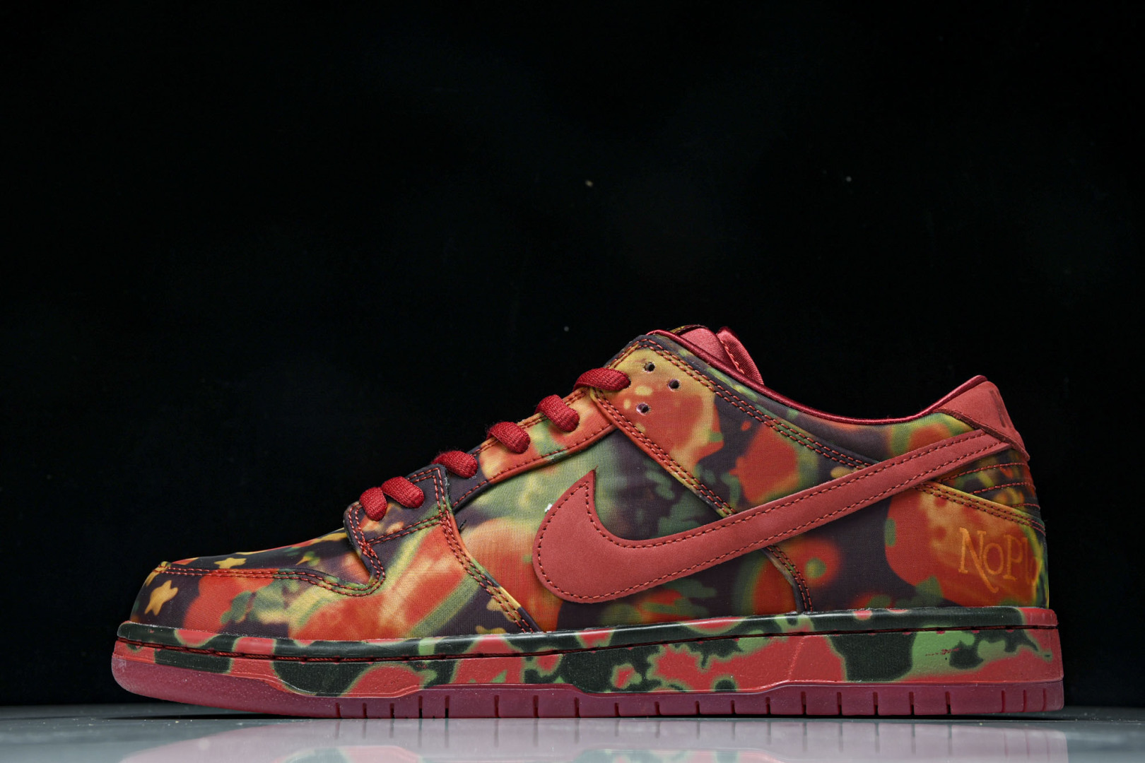 Dunk 尺码40-47.5

纯原版出品-The Wizard of x NK SB Dunk Low