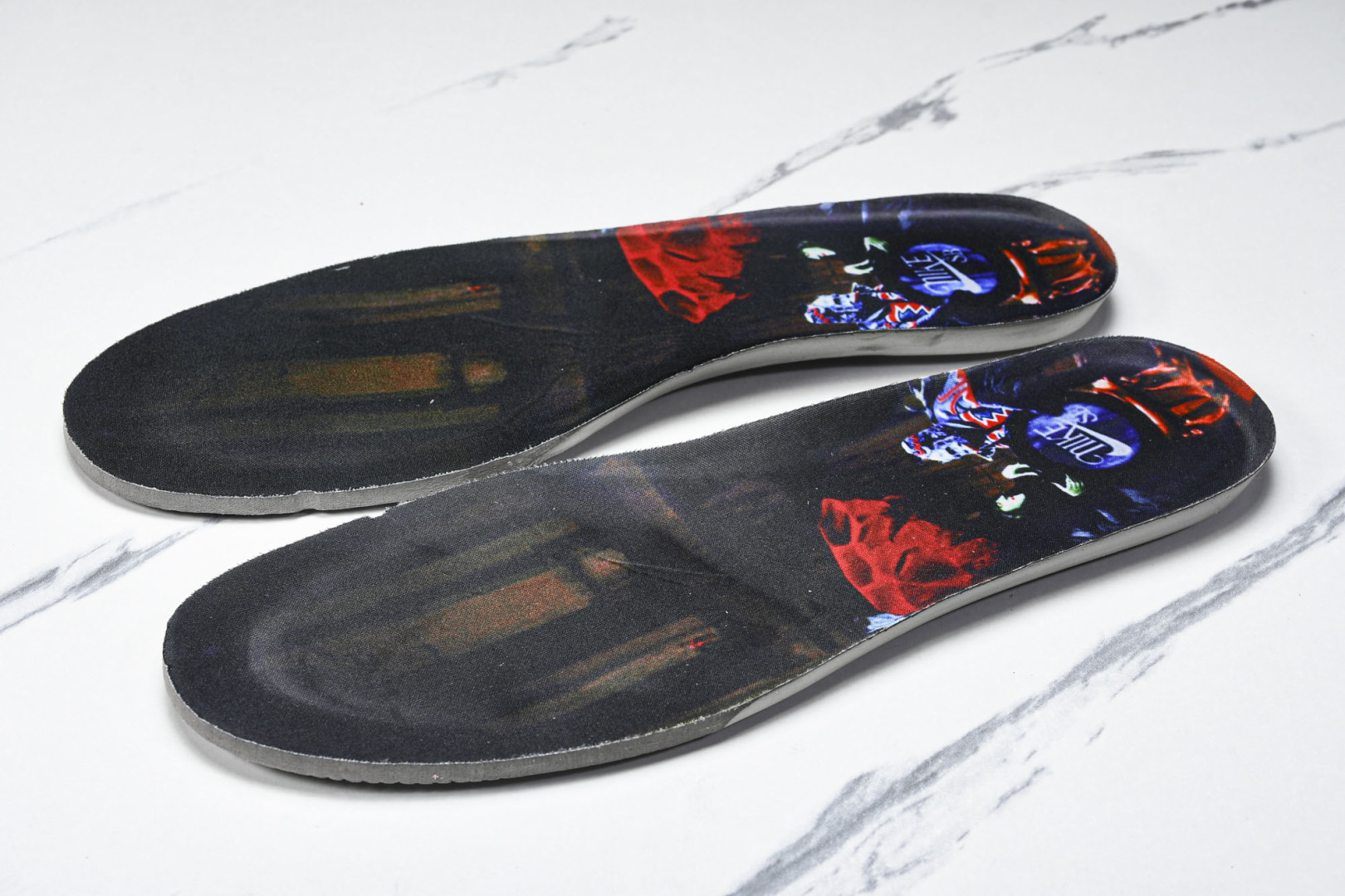 Dunk 尺码40-47.5

纯原版出品-The Wizard of x NK SB Dunk Low