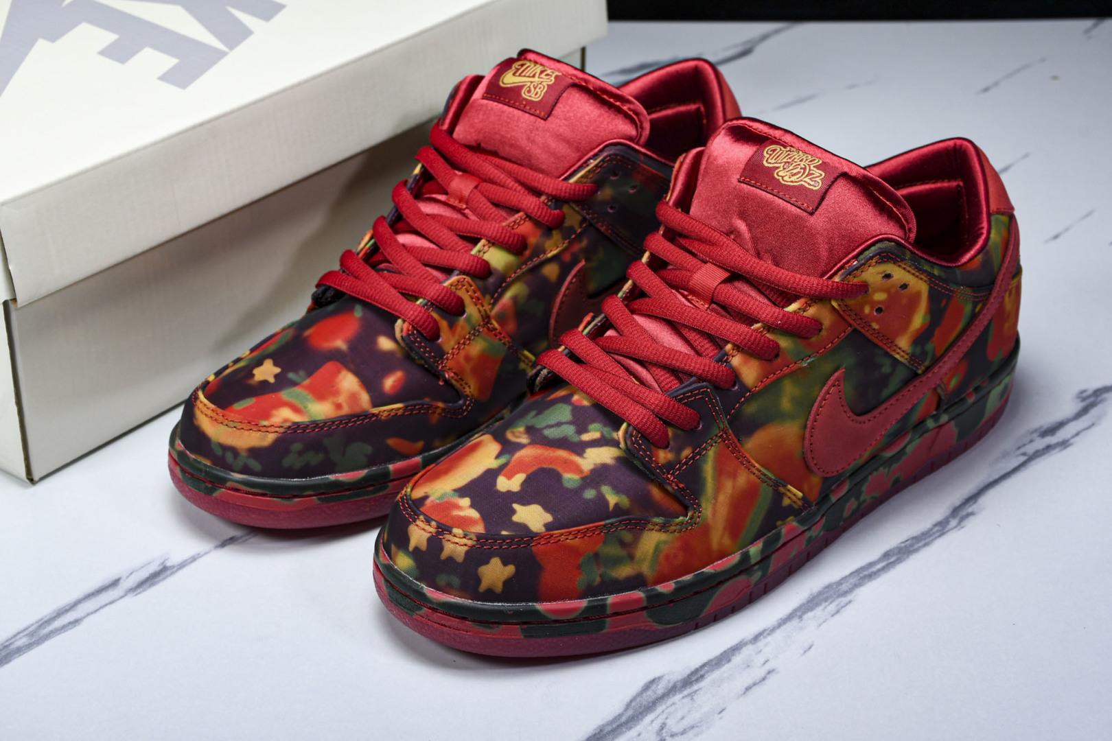 Dunk 尺码40-47.5

纯原版出品-The Wizard of x NK SB Dunk Low