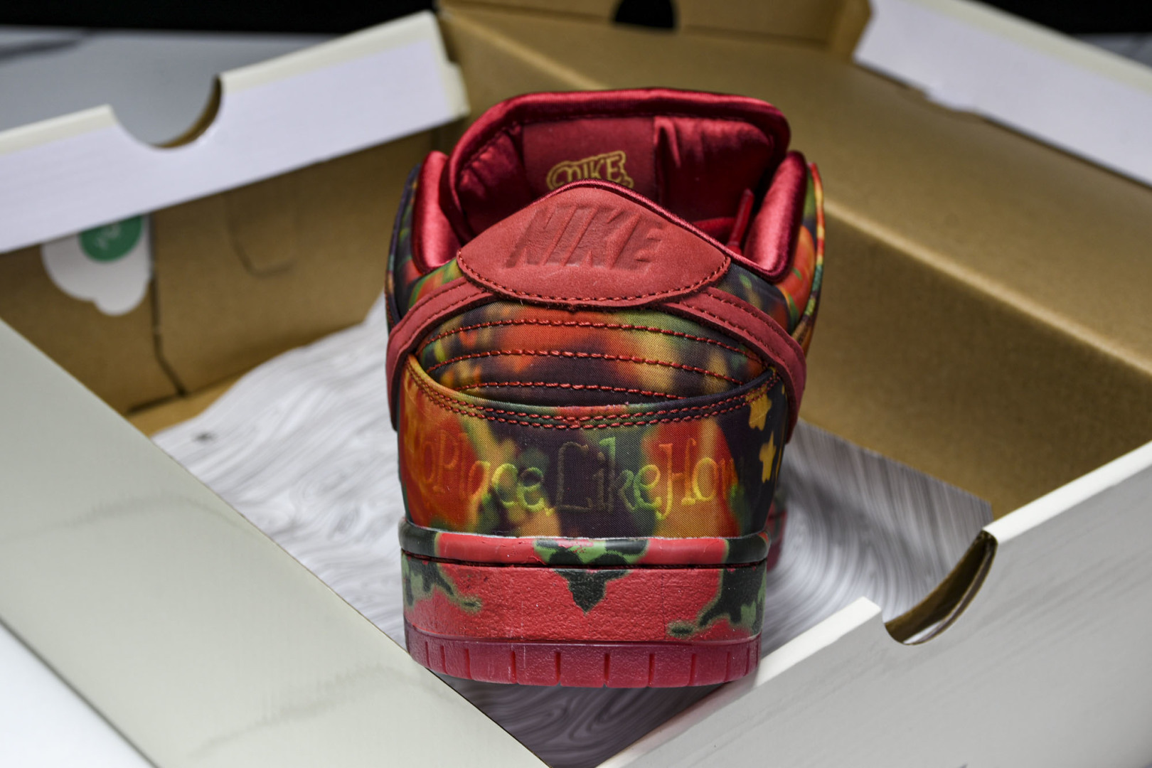 Dunk 尺码40-47.5

纯原版出品-The Wizard of x NK SB Dunk Low