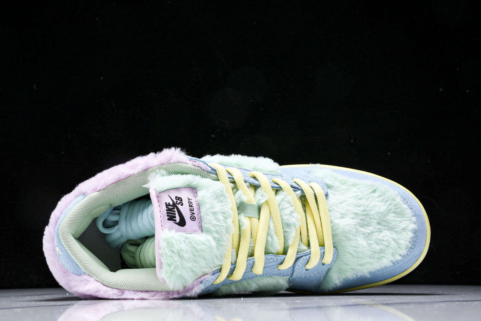 Dunk蓝绿粉 尺码36-47.5

纯原版出品-Verdy x NK Dunk SB Low 蓝绿粉 