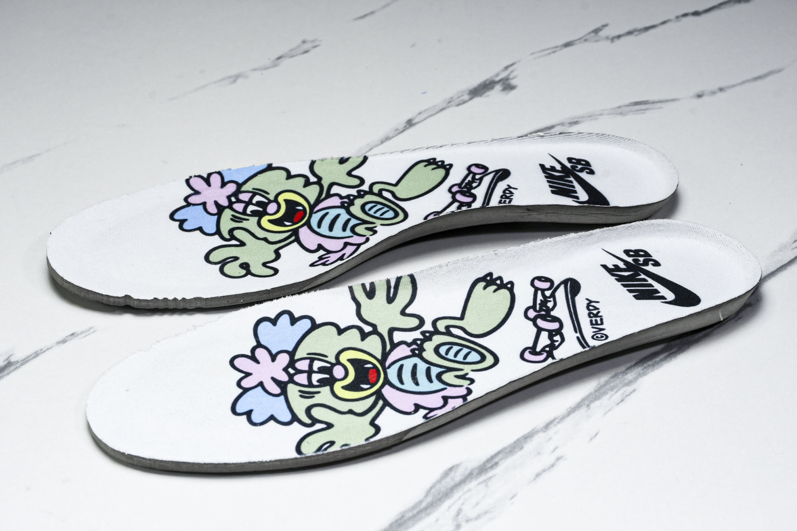 Dunk蓝绿粉 尺码36-47.5

纯原版出品-Verdy x NK Dunk SB Low 蓝绿粉 