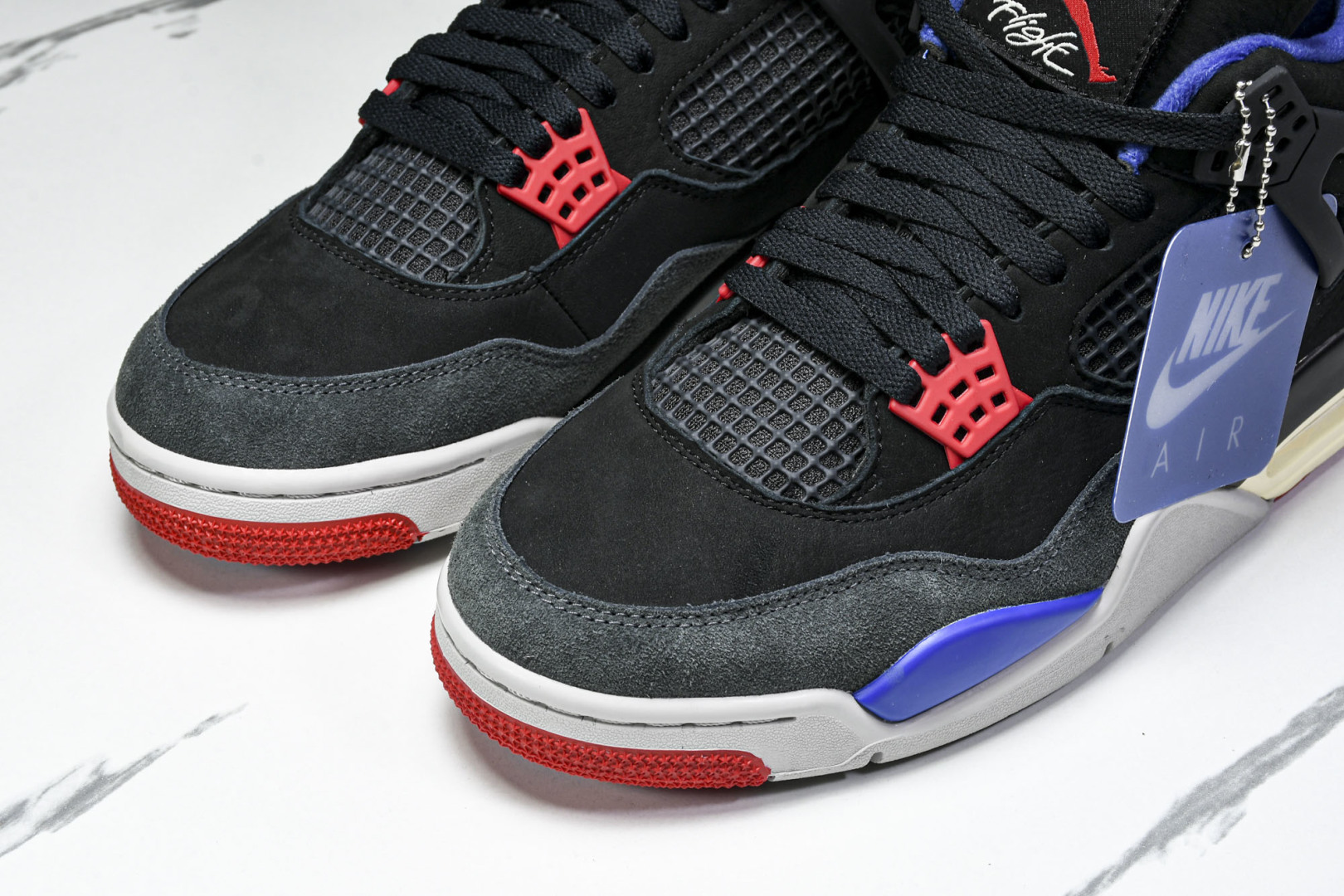 AJ4黑蓝 尺码40-47.5

纯原版出品-Air Jordan 4 Retro Rare Air 稀