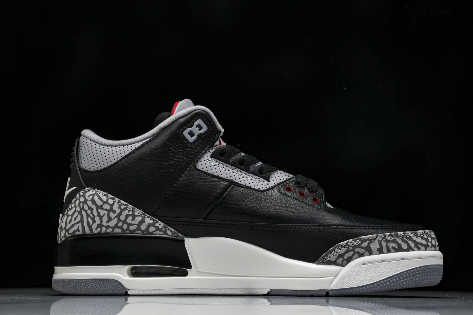 AJ3 尺码40-47.5
 旧款（有新款价格620）
纯原版出品-Air Jordan 3 Retro