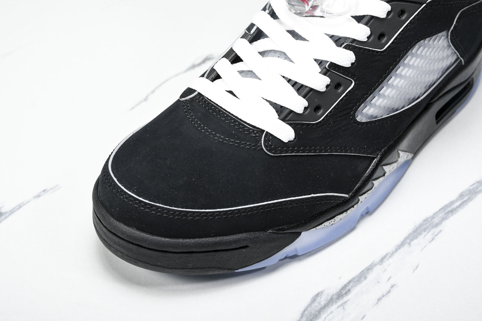 AJ5黑银 尺码40-47.5

纯原出品-Air Jordan 5 OG 2025 Metallic 