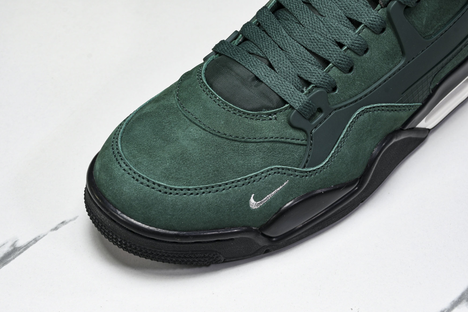 AJ14 尺码36-47.5

纯原版出品-Air Jordan 4 Remastered AJ4 乔4