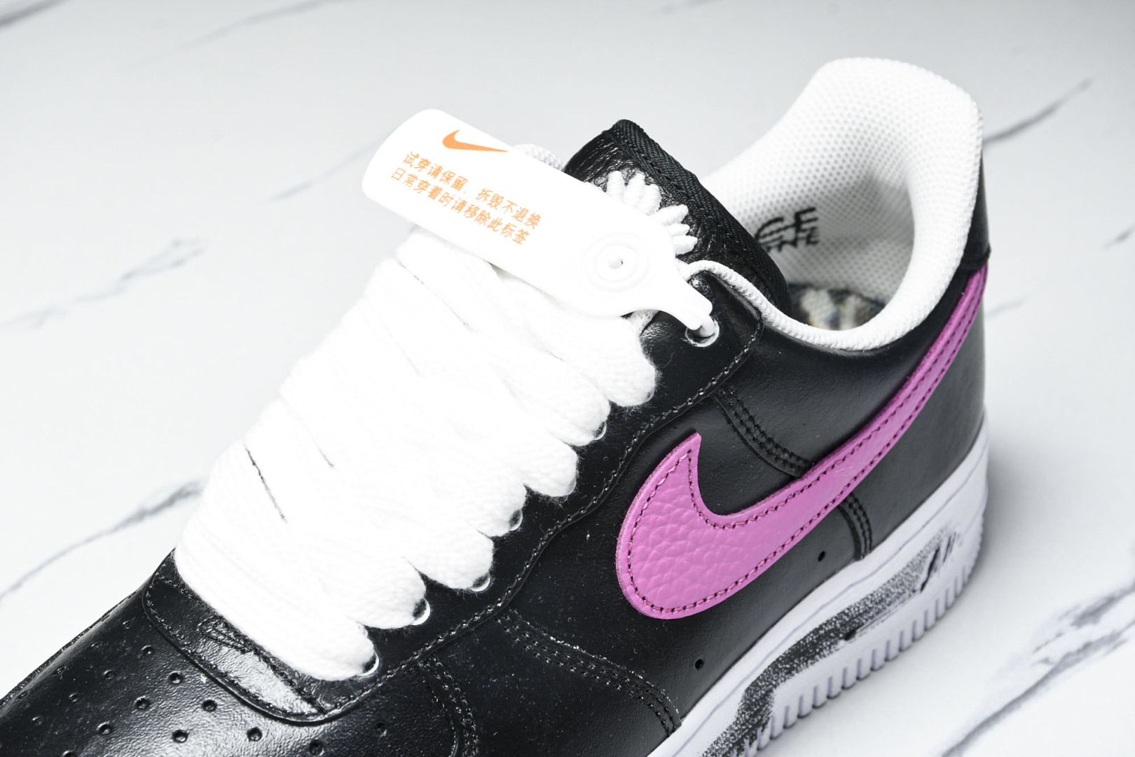 权志龙3.0 尺码36-47.5

纯原版出品-Air Force 1 Low G-Dragon Pea