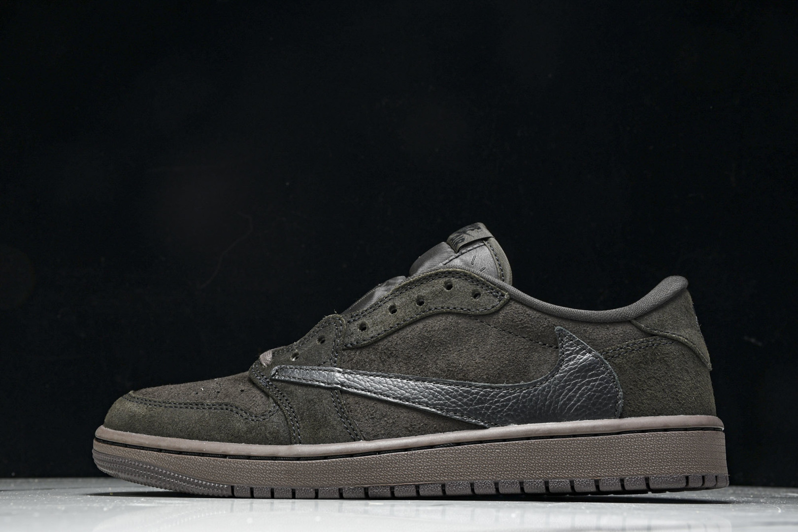 AJ1 Low 尺码36-48.5

纯原出品-Travis Scott x AJ 1 Low OG S
