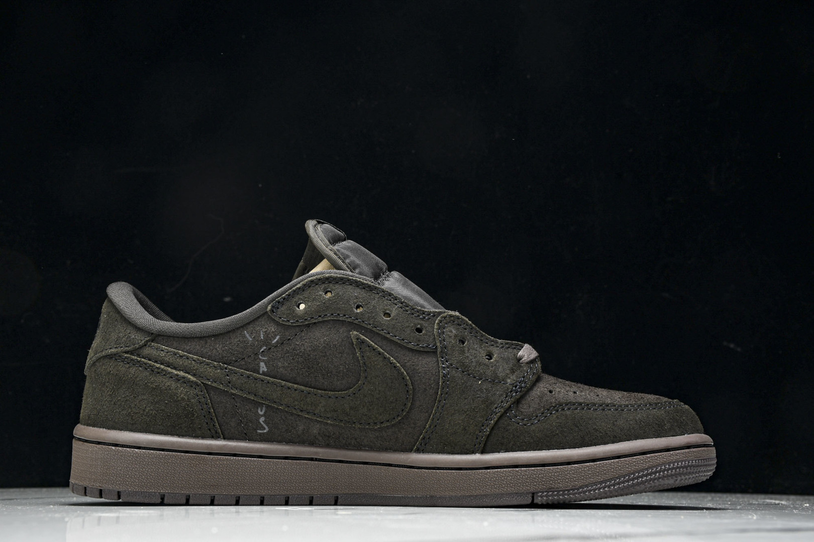 AJ1 Low 尺码36-48.5

纯原出品-Travis Scott x AJ 1 Low OG S