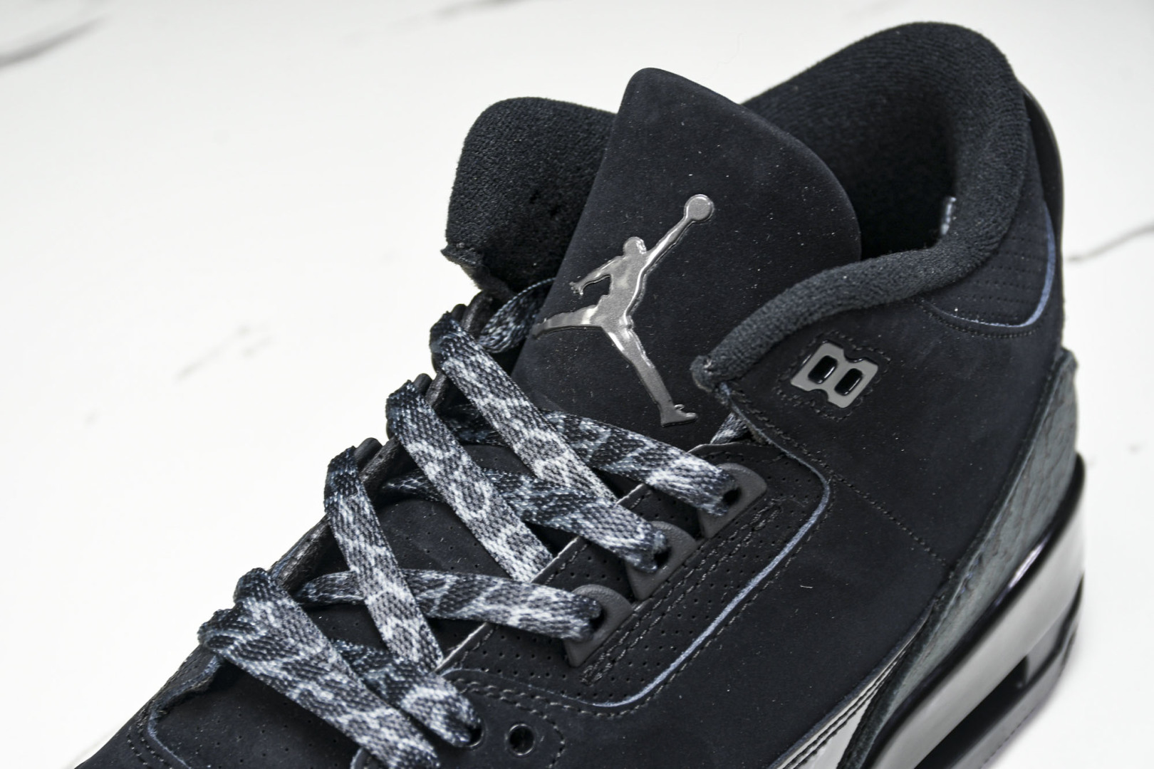 AJ3黑 尺码40-47.5

纯原版出品-Air Jordan 3 Retro Black Cat 黑