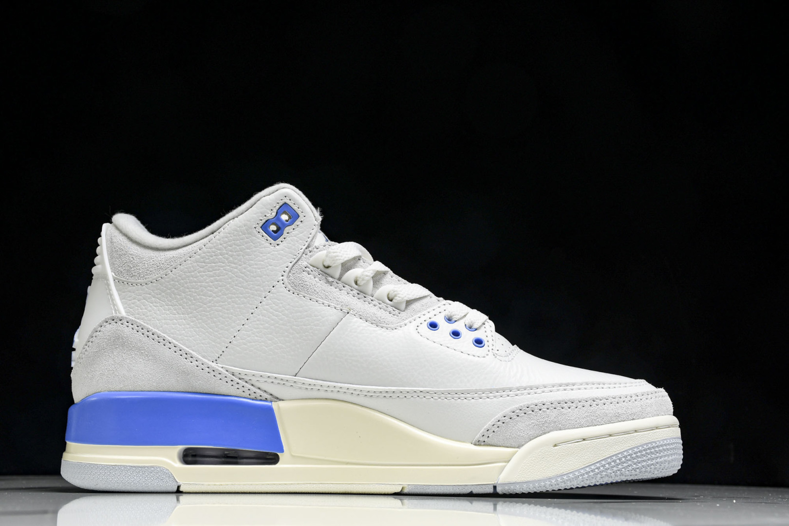AJ3白蓝 尺码40-48.5

纯原出品-Air Jordan 3 Retro Lucky Short