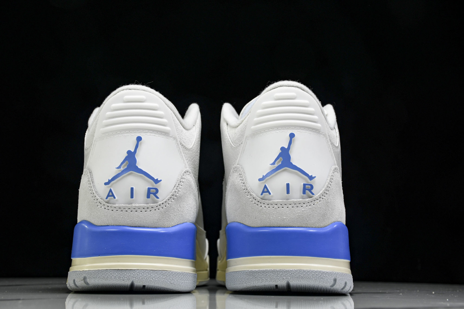 AJ3白蓝 尺码40-48.5

纯原出品-Air Jordan 3 Retro Lucky Short