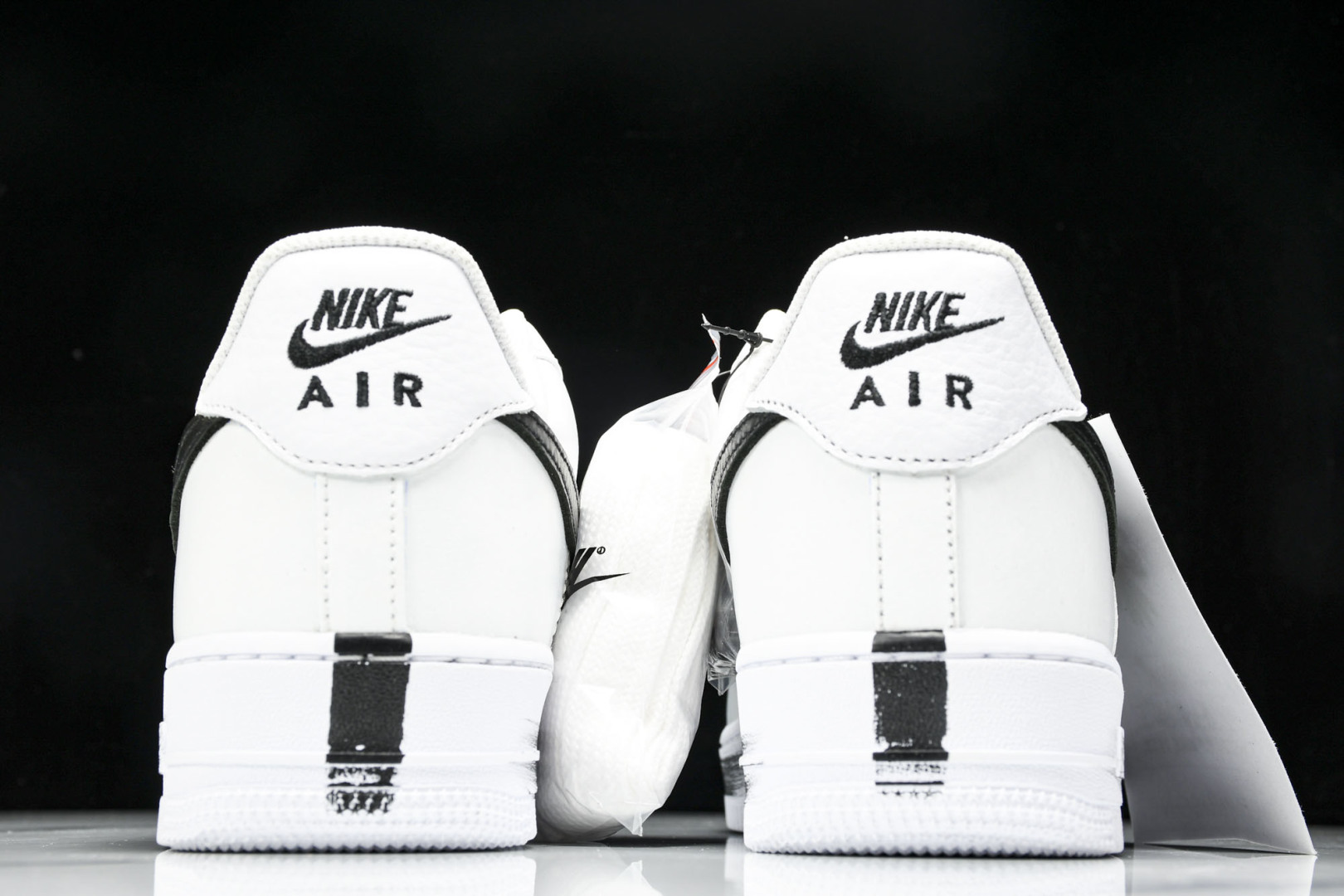 AF1权志龙2.0白 尺码：36-47.5

纯原-PEACEMINUSONE x Nk Air For