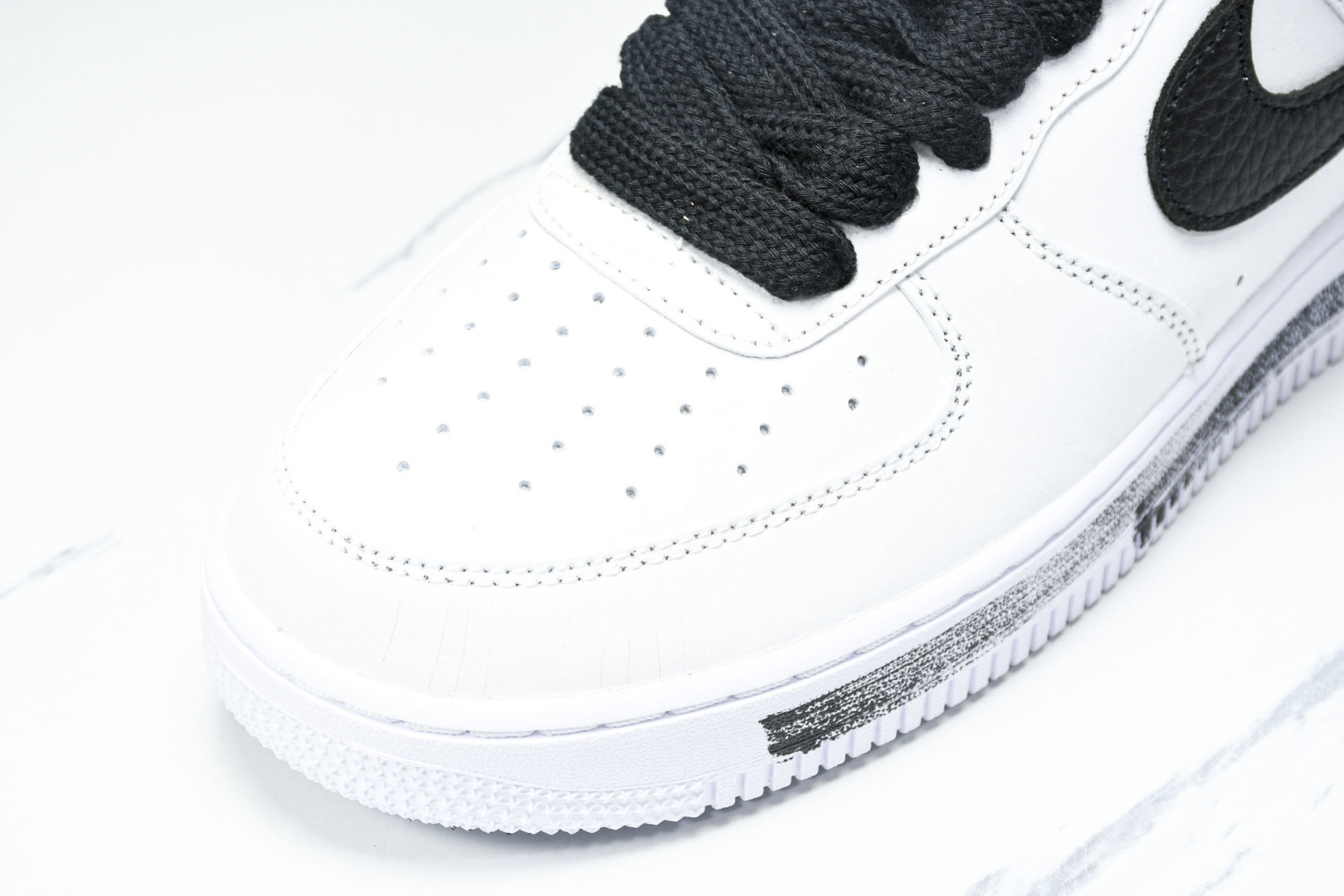 AF1权志龙2.0白 尺码：36-47.5

纯原-PEACEMINUSONE x Nk Air For