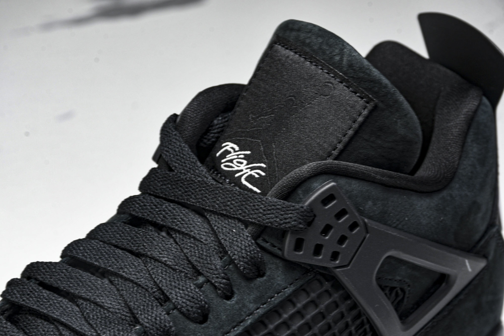 AJ14 尺码40-47.5

纯原版出品-Nigel Sylvester x Air Jordan 4
