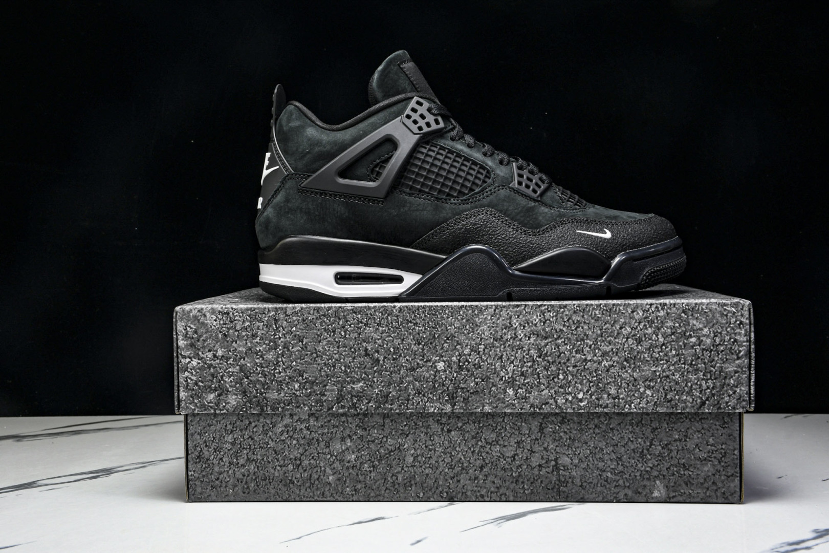 AJ14 尺码40-47.5

纯原版出品-Nigel Sylvester x Air Jordan 4
