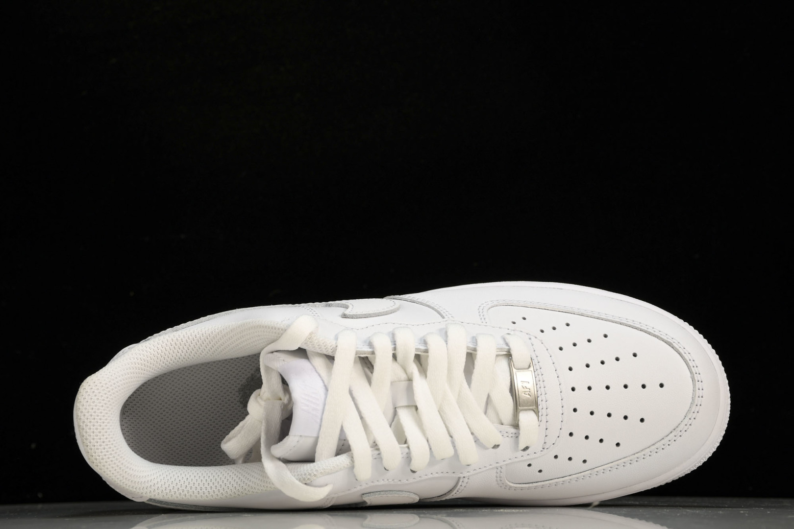 AF1 尺码36-47.5

纯原出品-Air Force 1 Low '07 White 白色 CW2