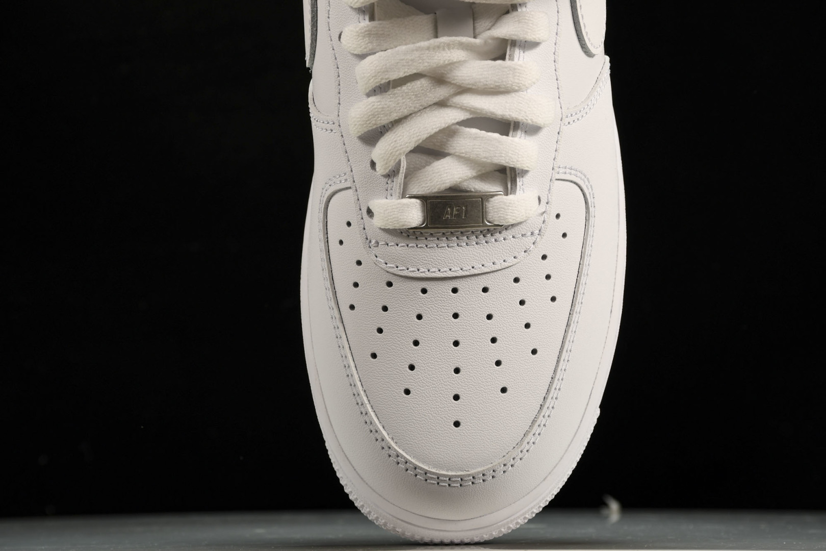 AF1 尺码36-47.5

纯原出品-Air Force 1 Low '07 White 白色 CW2