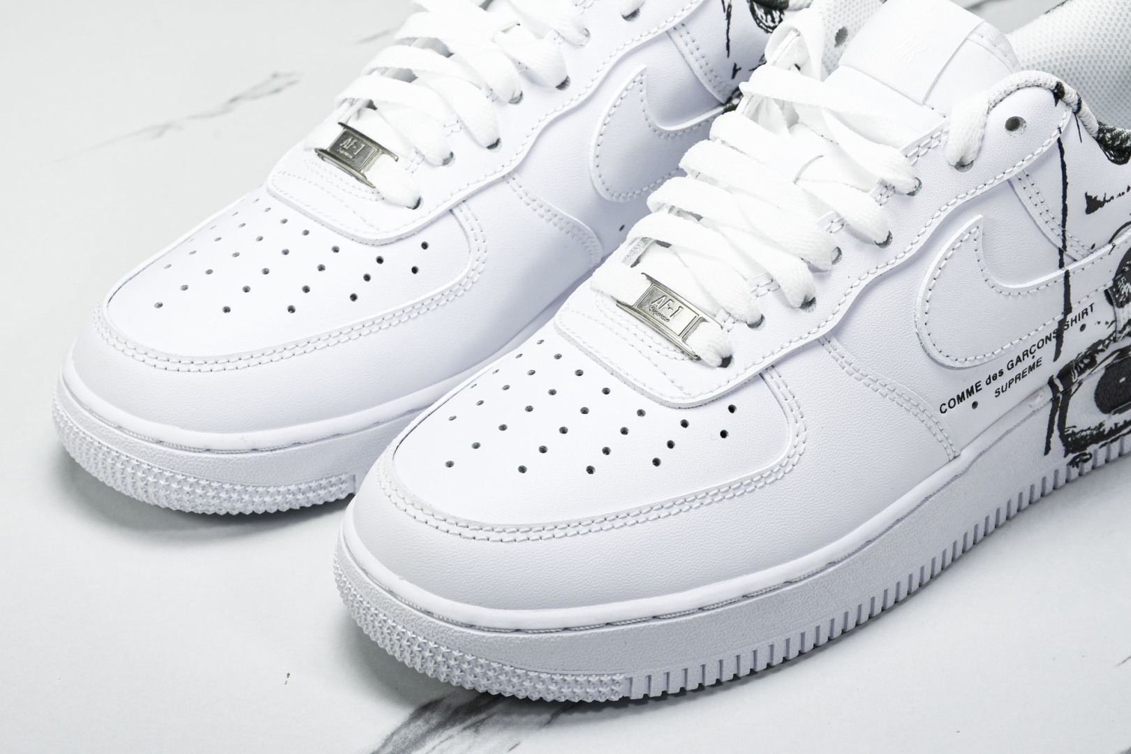 AF1 尺码35.5-48.5

纯原出品-CDG x Supreme x NK AF 1 Suprem