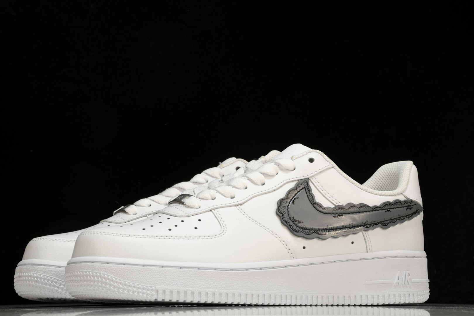 AF1空军 尺码36-46

纯原版出品-Air Force 1 Low DIY CW2288-111 