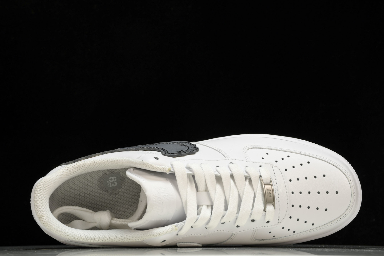 AF1空军 尺码36-46

纯原版出品-Air Force 1 Low DIY CW2288-111 