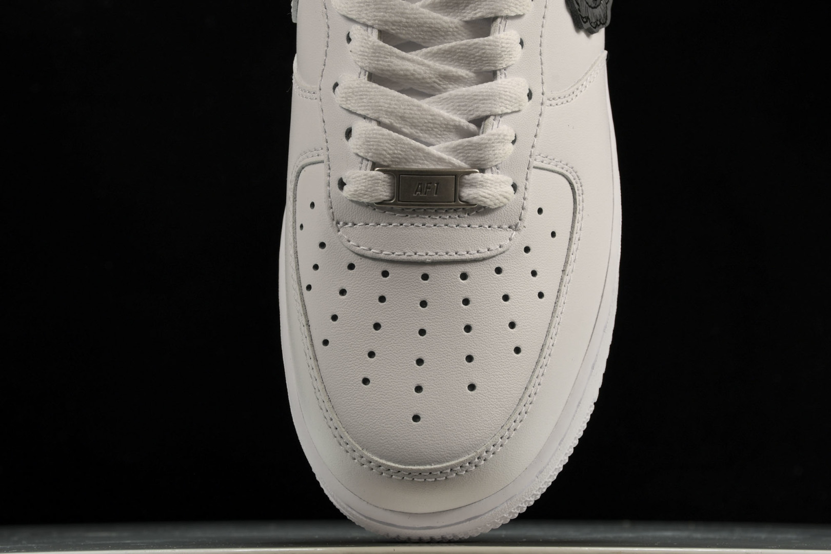 AF1空军 尺码36-46

纯原版出品-Air Force 1 Low DIY CW2288-111 