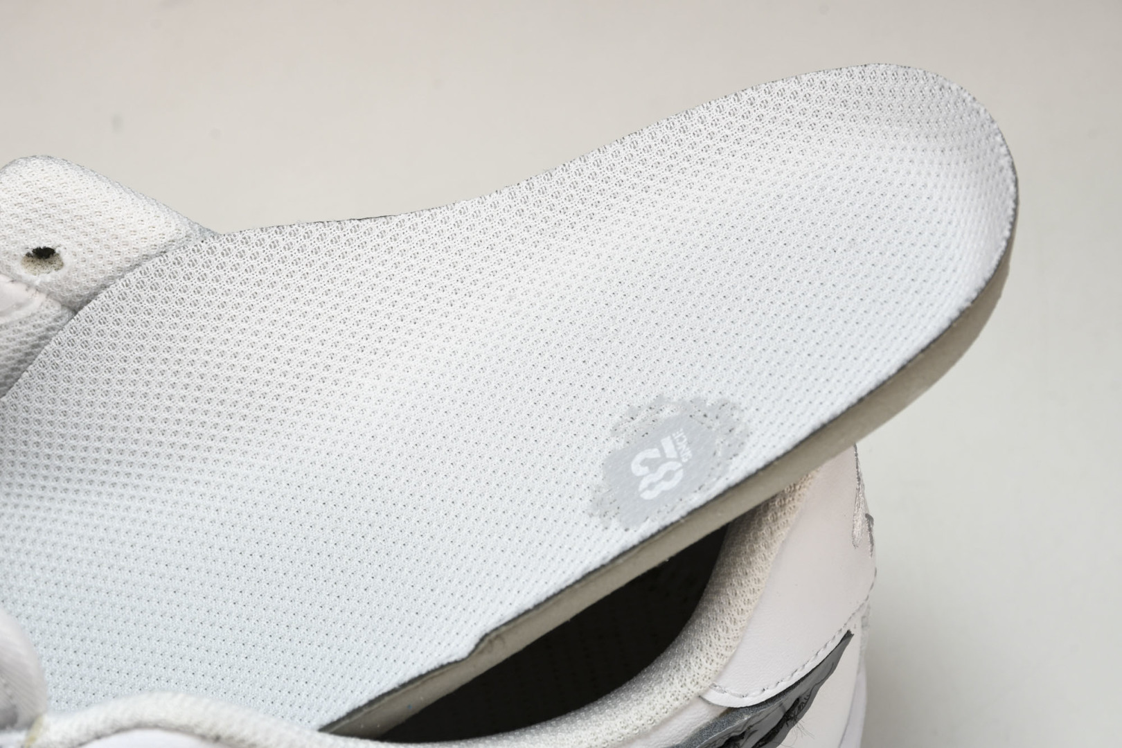 AF1空军 尺码36-46

纯原版出品-Air Force 1 Low DIY CW2288-111 