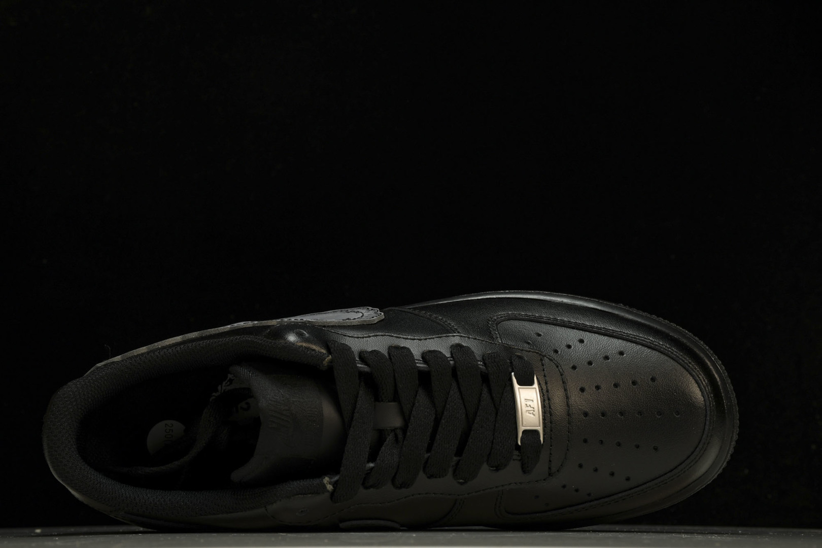 AF1空军 尺码36-46

纯原版出品-Air Force 1 Low DIY CW2288-001 