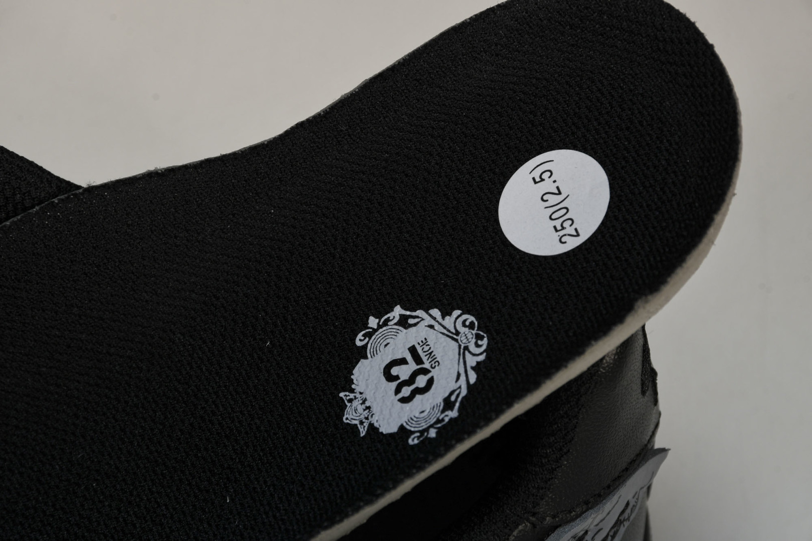 AF1空军 尺码36-46

纯原版出品-Air Force 1 Low DIY CW2288-001 