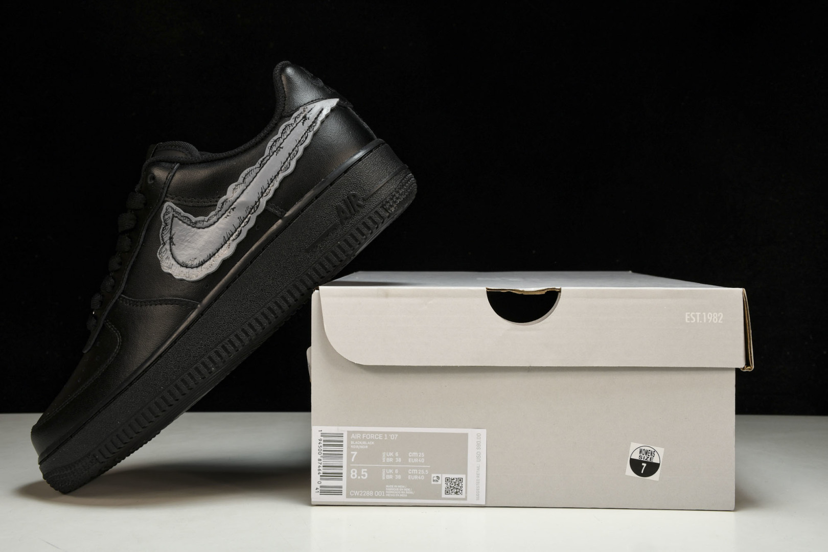 AF1空军 尺码36-46

纯原版出品-Air Force 1 Low DIY CW2288-001 
