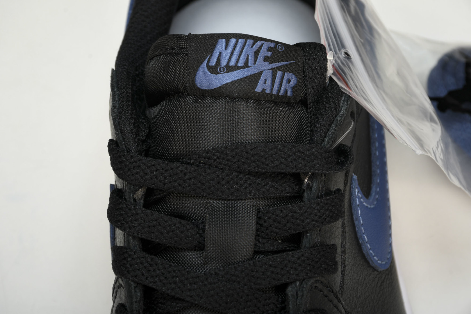 AJ1 LOW 黑蓝  鞋码40-47.5

纯原版出品-Air Jordan 1 Retro Low 