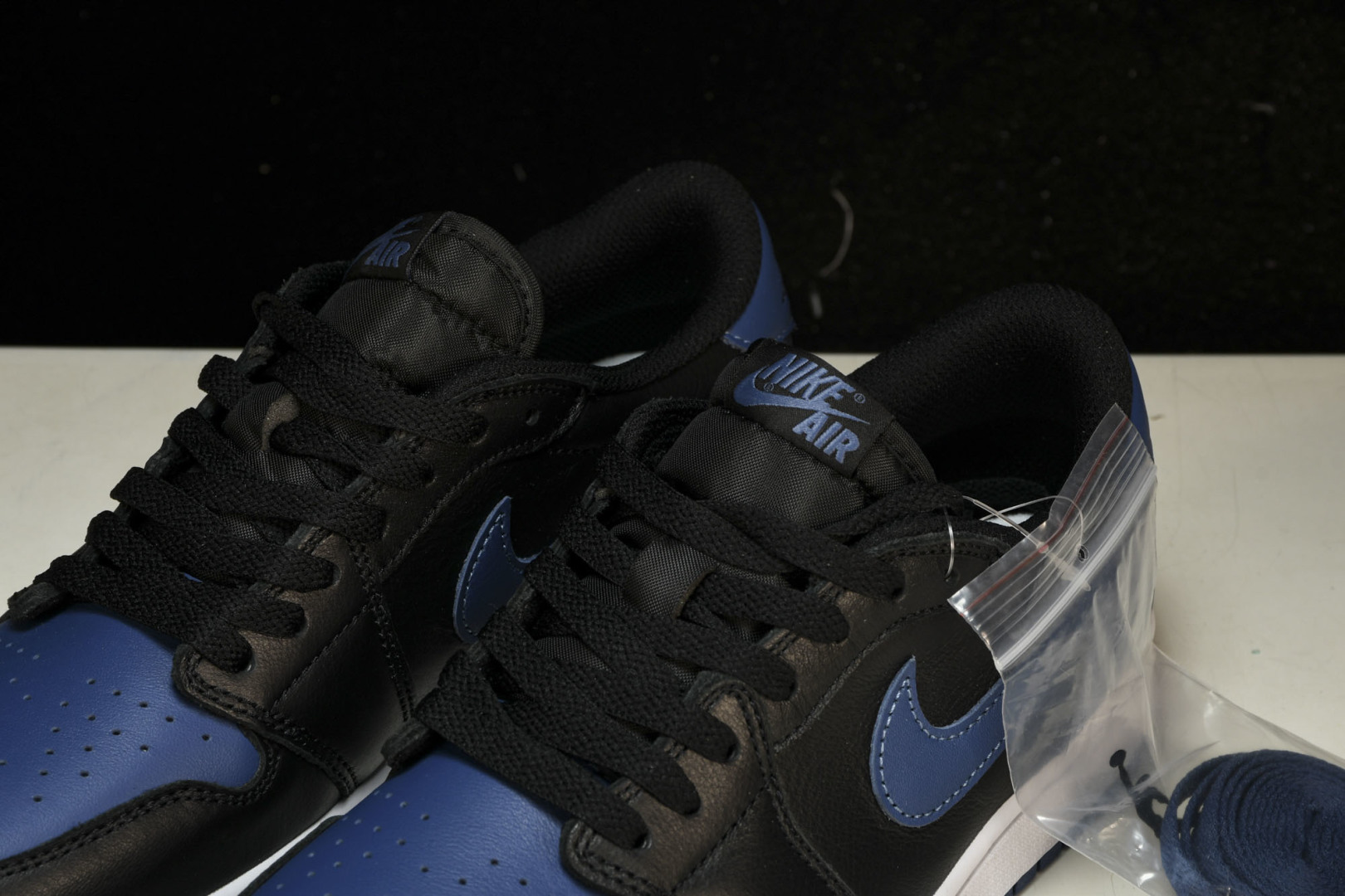 AJ1 LOW 黑蓝  鞋码40-47.5

纯原版出品-Air Jordan 1 Retro Low 