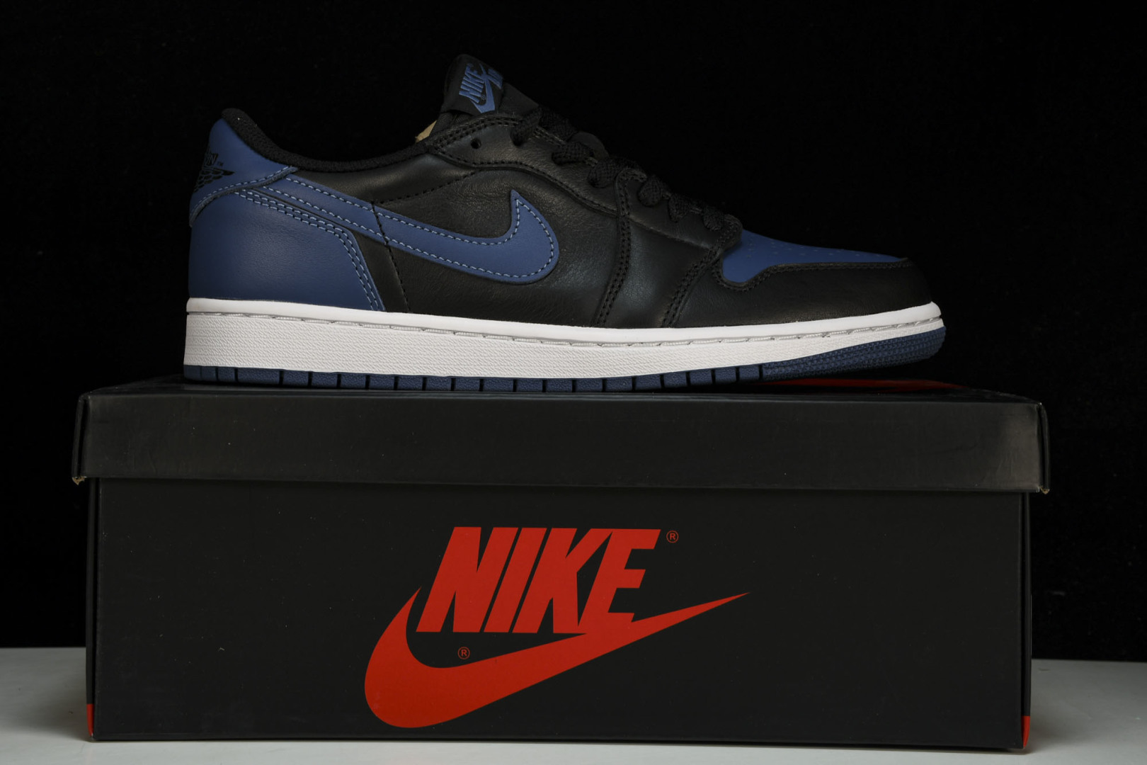 AJ1 LOW 黑蓝  鞋码40-47.5

纯原版出品-Air Jordan 1 Retro Low 
