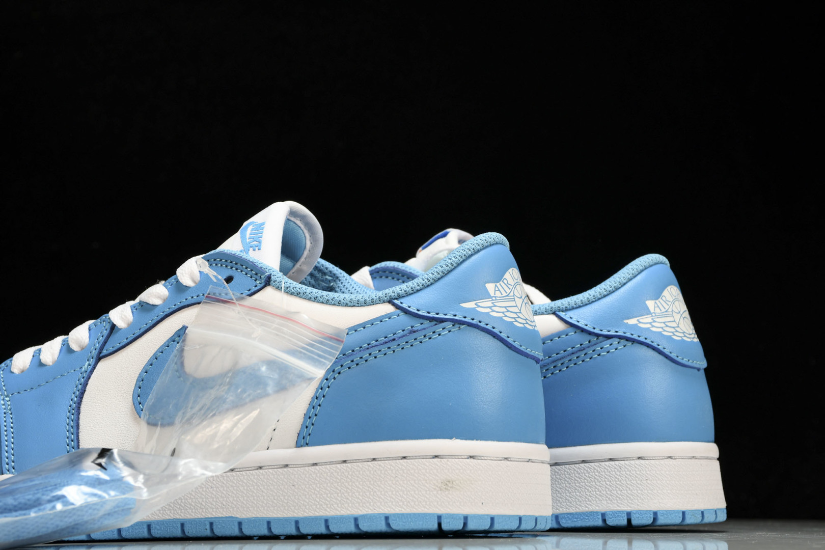 AJLow 北卡蓝 尺码40-47.5

纯原版出品-SB x Air Jordan 1 Low 北卡蓝
