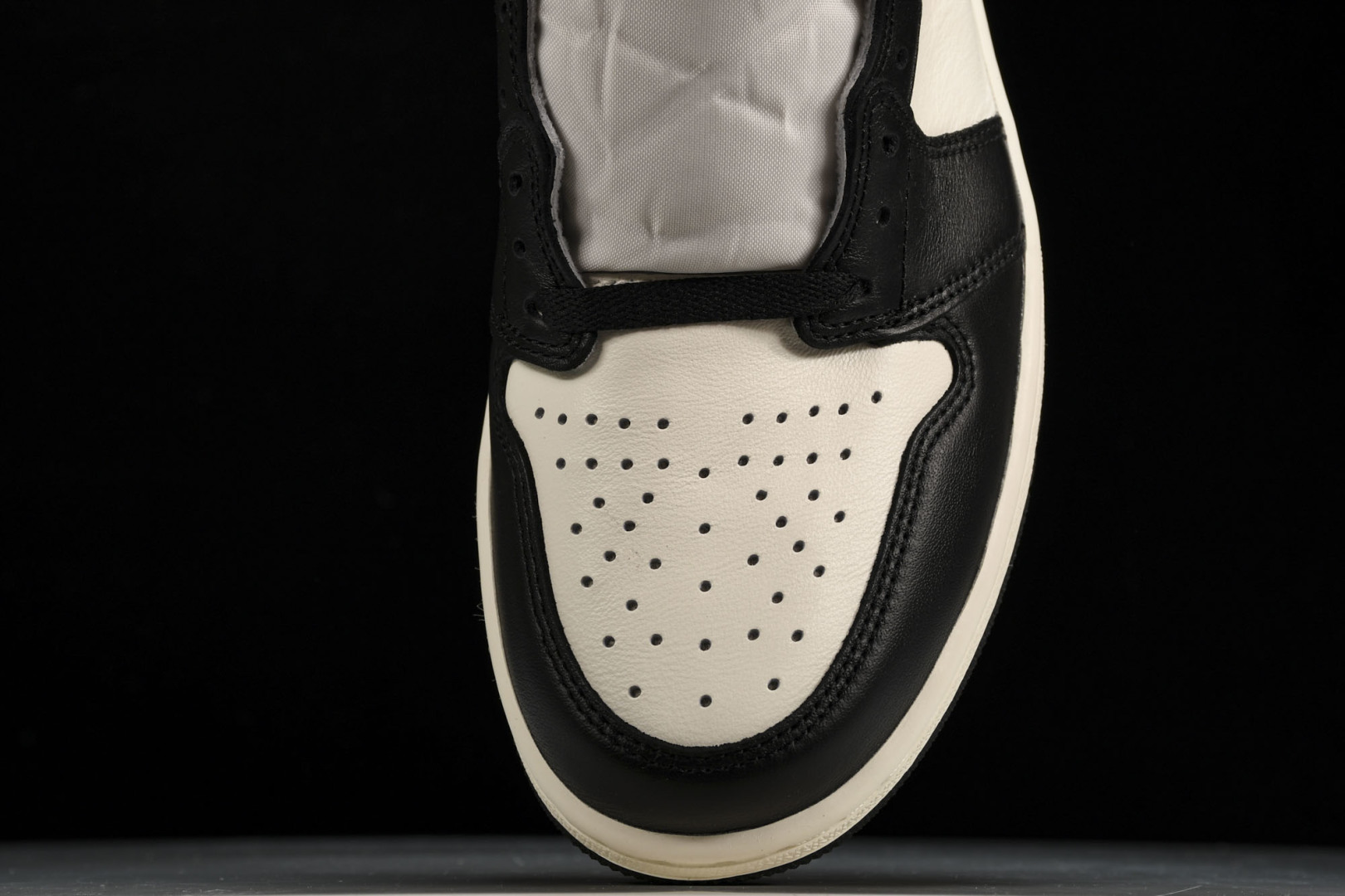 AJ1黑摩卡 尺码36-47.5

纯原出品-Air Jordan 1 Retro High OG‘Da