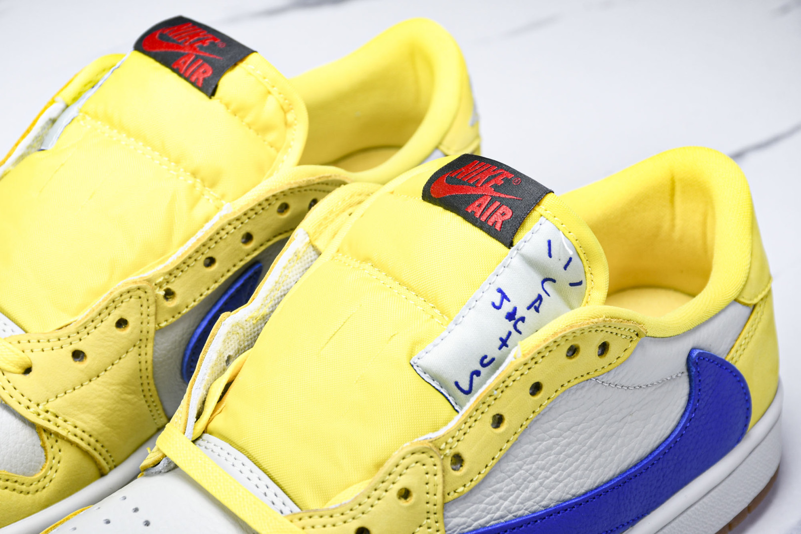 AJ Low金丝雀 尺码40-47.5

纯原版出品-WMNS Travis Scott x Air J