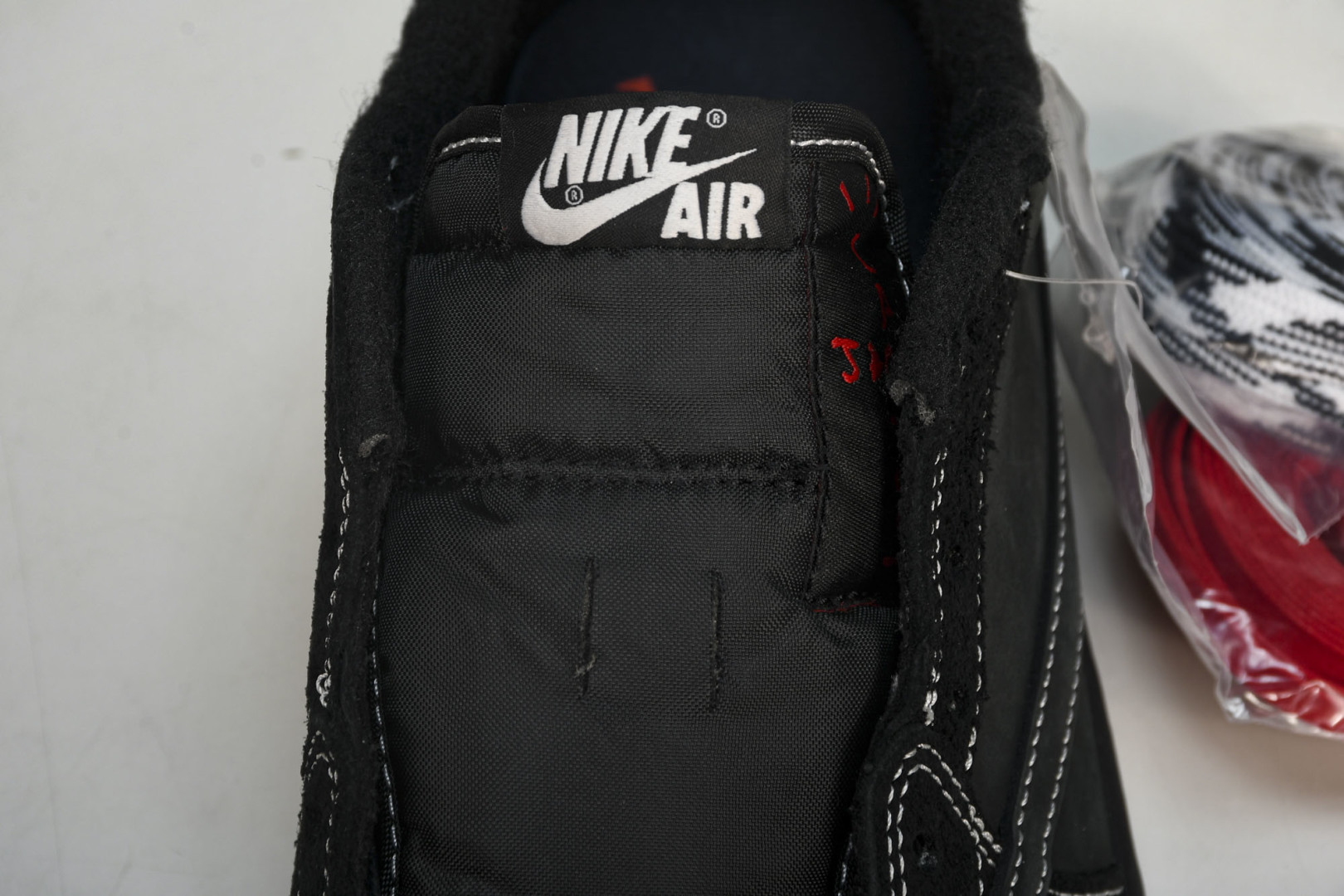 AJ1 Low 尺码36-47.5

纯原出品-Travis Scott x Air Jordan 1 