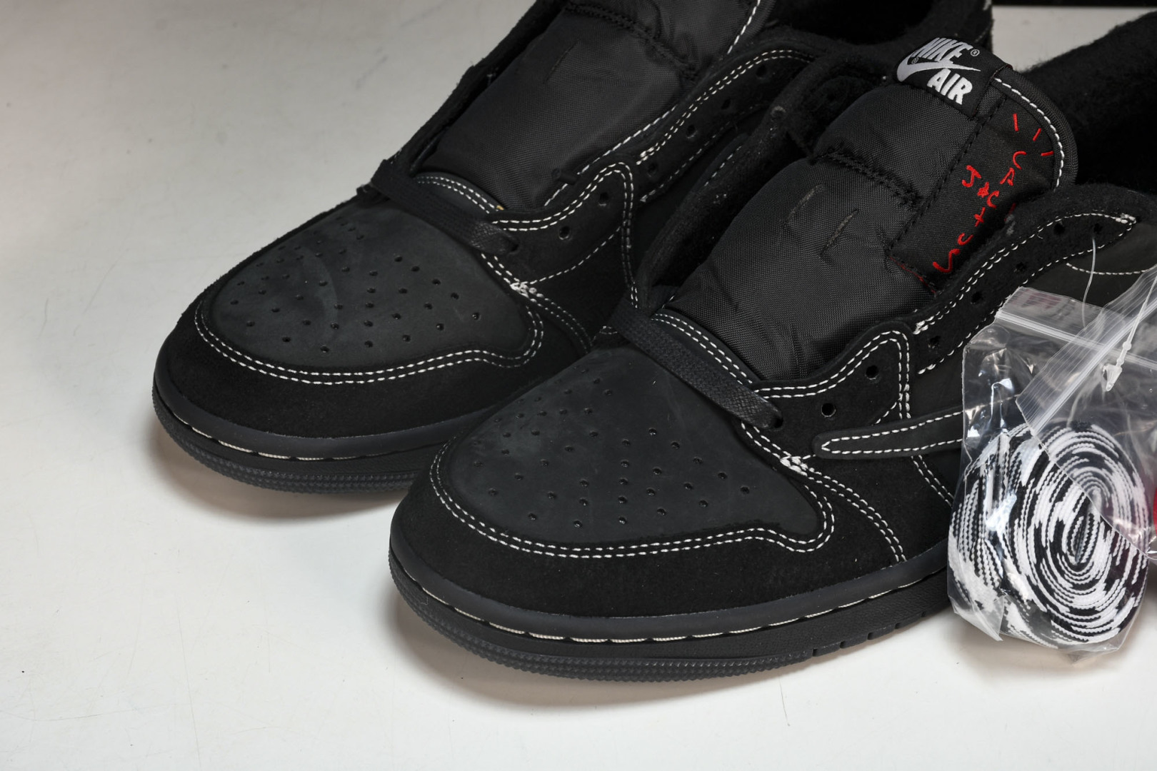 AJ1 Low 尺码36-47.5

纯原出品-Travis Scott x Air Jordan 1 