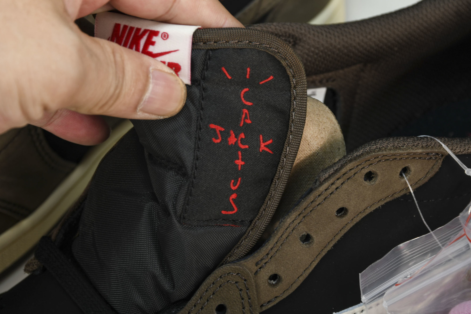 AJ1 Low 尺码40.5-48.5

纯原出品-Travis Scott x Air Jordan 