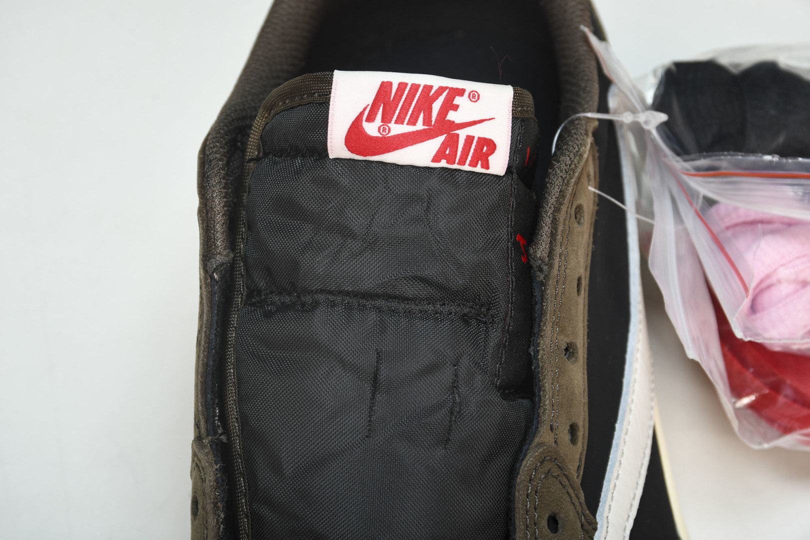 AJ1 Low 尺码40.5-48.5

纯原出品-Travis Scott x Air Jordan 