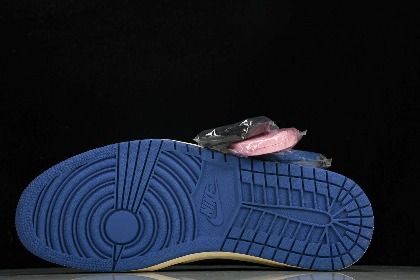 AJ1 Low 尺码36-48.5

纯原出品-Air Jordan 1 Travis Scott x 