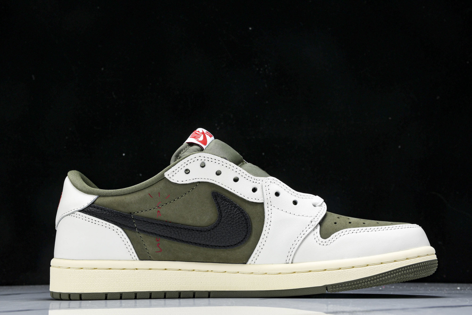 AJ1 Low 尺码36-48.5

纯原出品-Travis Scott x Air Jordan 1 