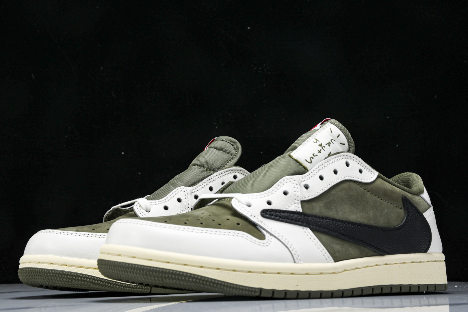 AJ1 Low 尺码36-48.5

纯原出品-Travis Scott x Air Jordan 1 