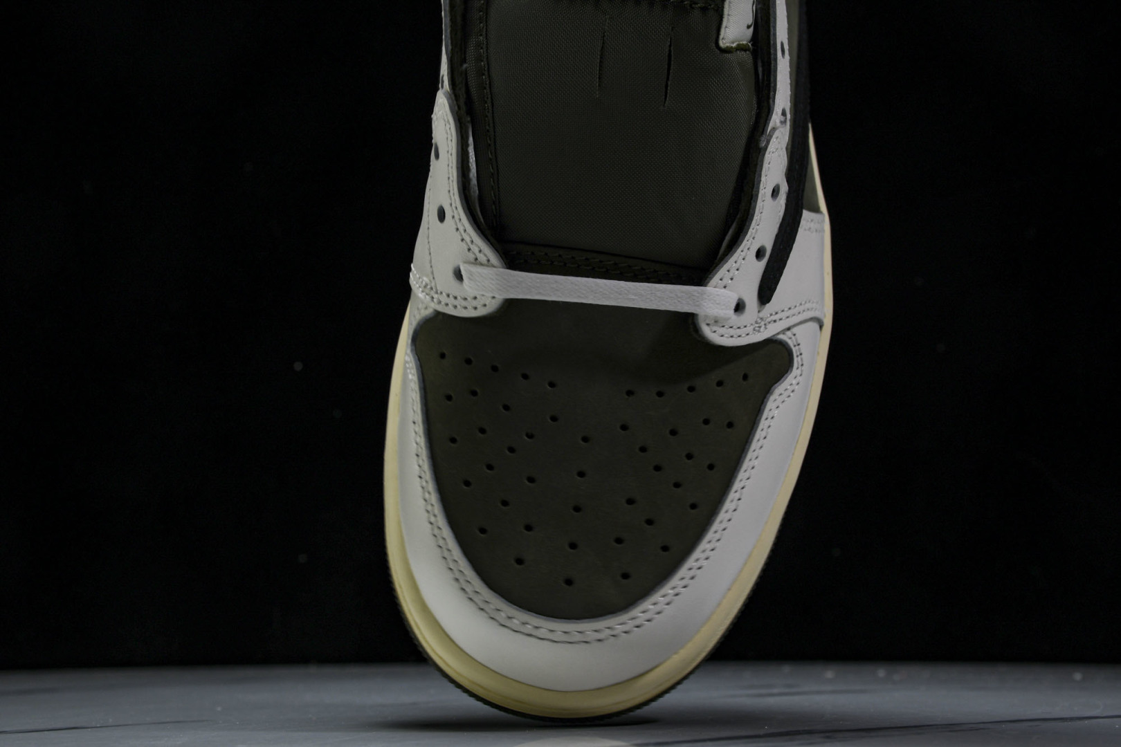 AJ1 Low 尺码36-48.5

纯原出品-Travis Scott x Air Jordan 1 