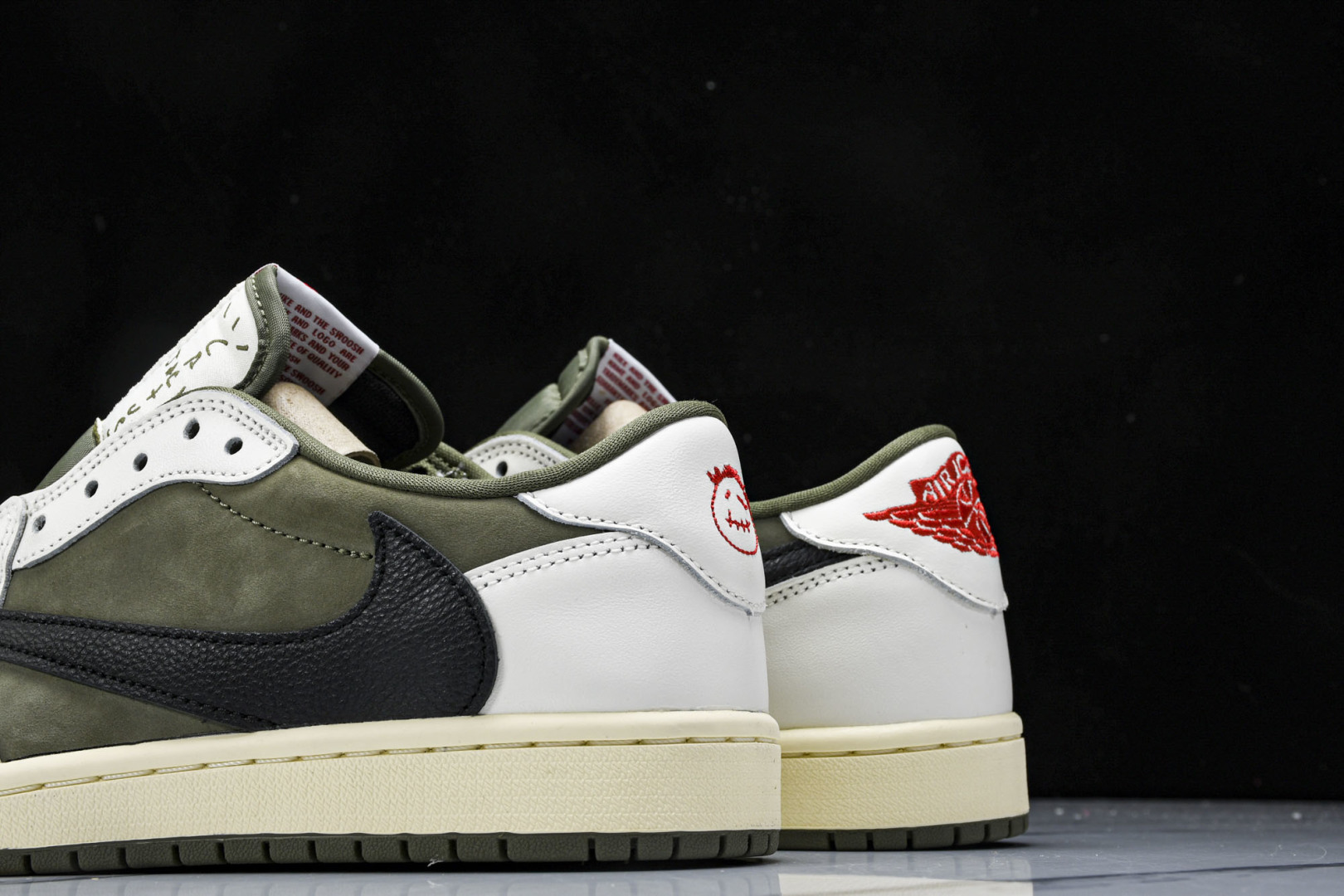 AJ1 Low 尺码36-48.5

纯原出品-Travis Scott x Air Jordan 1 