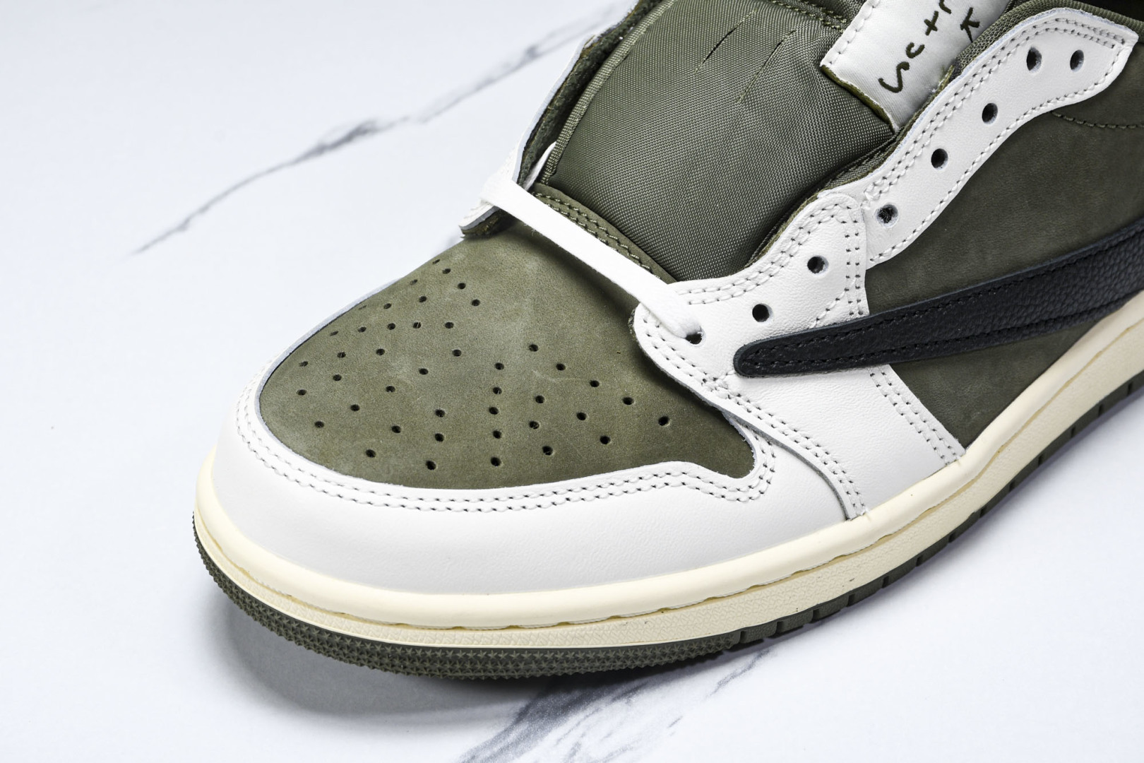 AJ1 Low 尺码36-48.5

纯原出品-Travis Scott x Air Jordan 1 