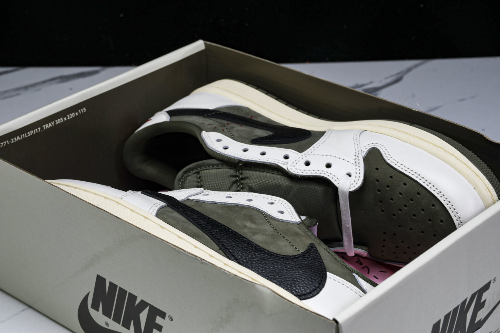 AJ1 Low 尺码36-48.5

纯原出品-Travis Scott x Air Jordan 1 